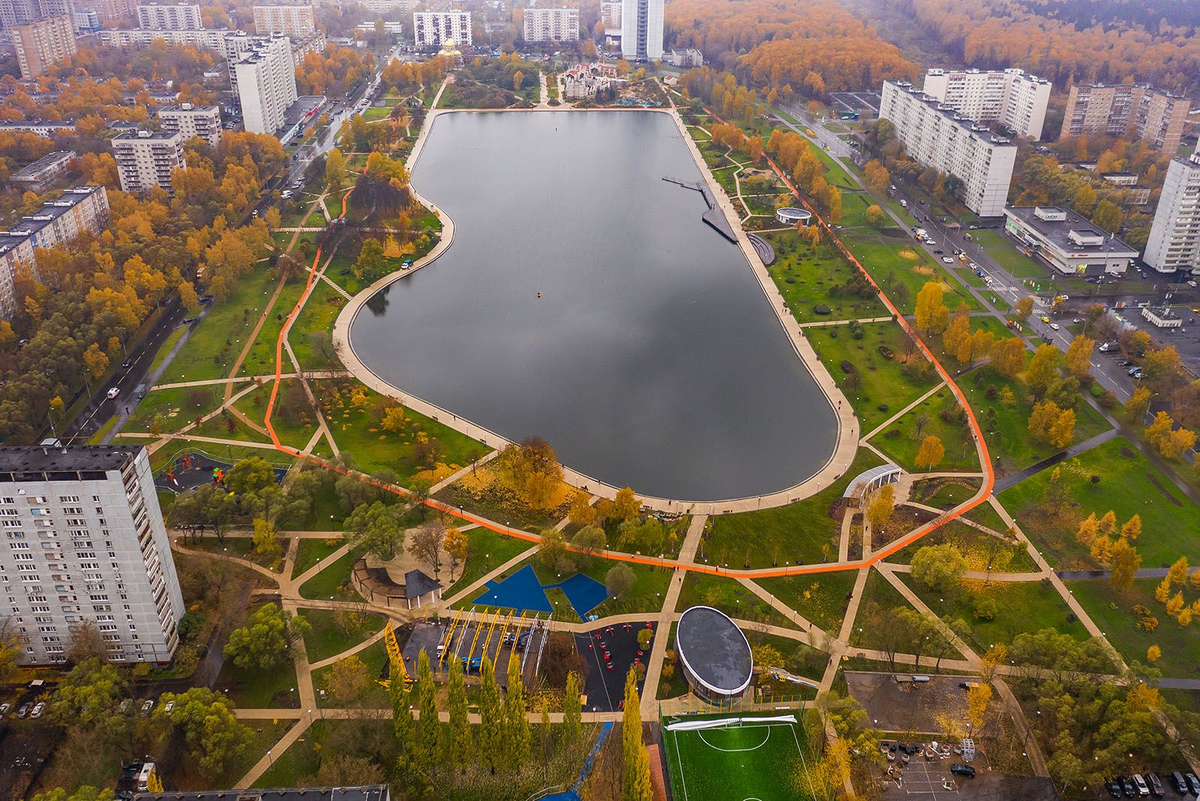 В этом году в Восточном административном округе, по словам Сергея Собянина, благоустроят восемь общественных пространств. Многие проекты станут естественным продолжением работы, начатой в прошлые годы.