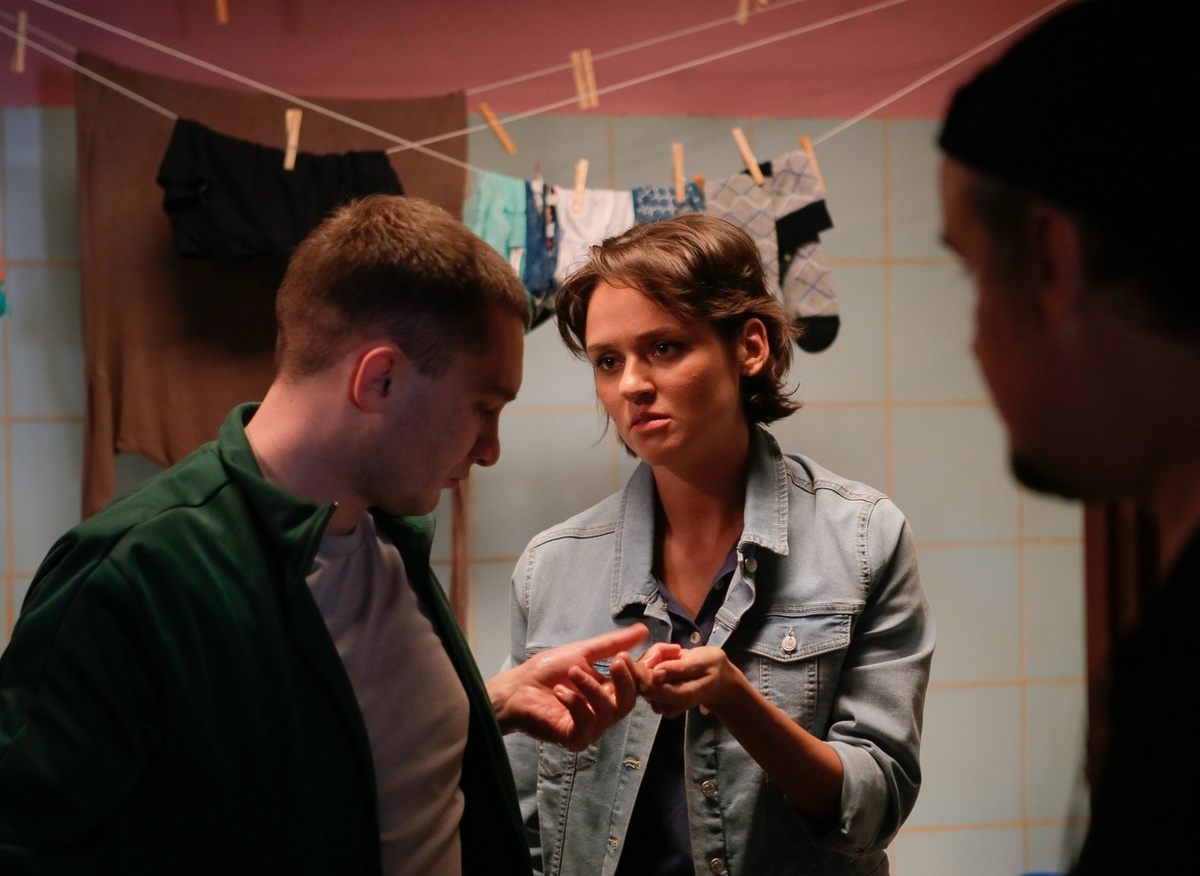 Ткачева на связи. Ткачева на связи. Ткачева на связи. Ткачева на связи. Кадры со съемок.