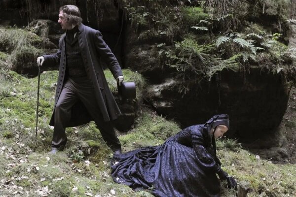 Фото © "Фауст" (2011), режиссёр Александр Сокуров, сценаристы Юрий Арабов, Александр Сокуров и др. / Kinopoiskatomic:embed 1
