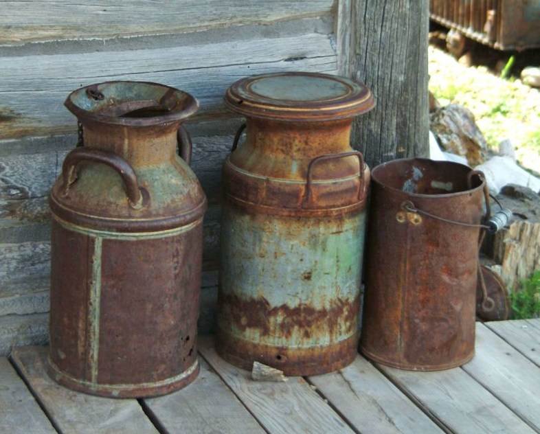 Нашел в лесу 5 полных бидонов. Открыл дома, это нужно видеть. | Граф ...