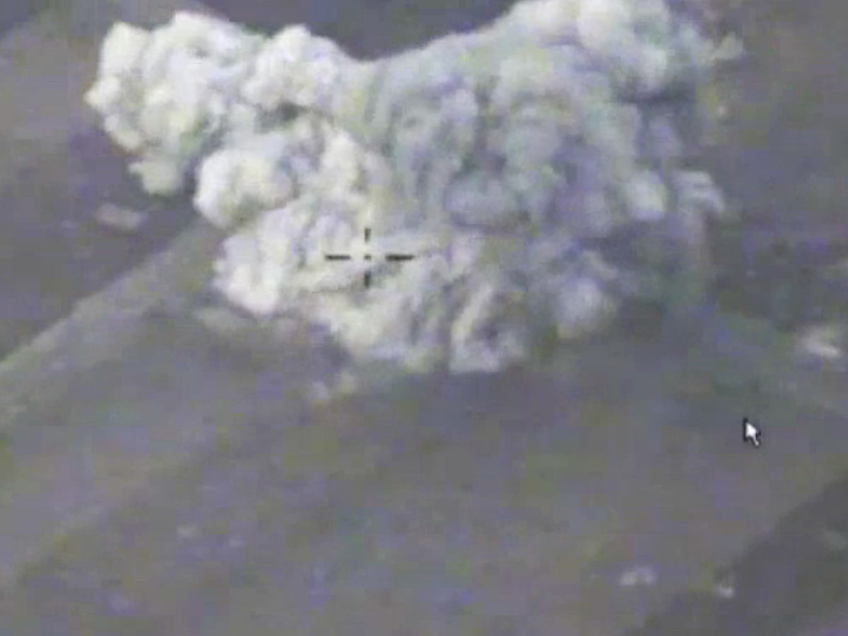    Кадр из видео удара ВКС России по объектам "Ан-Нусры"* в Идлибе, Сирия© Минобороны РФ