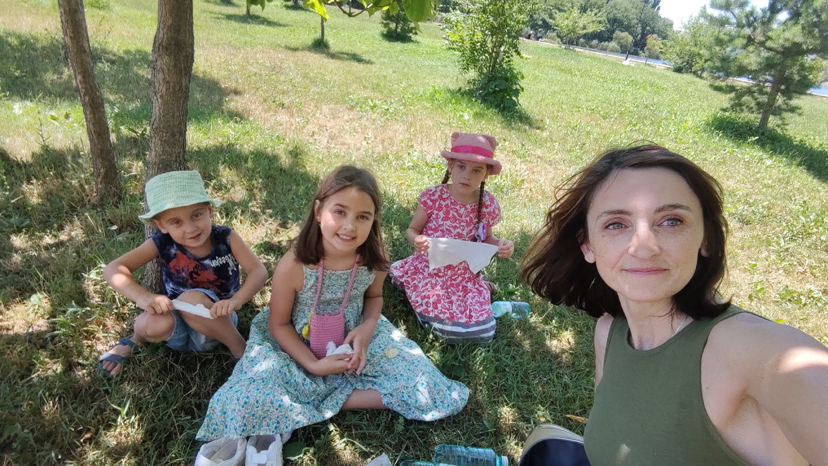 Я с детьми сейчас