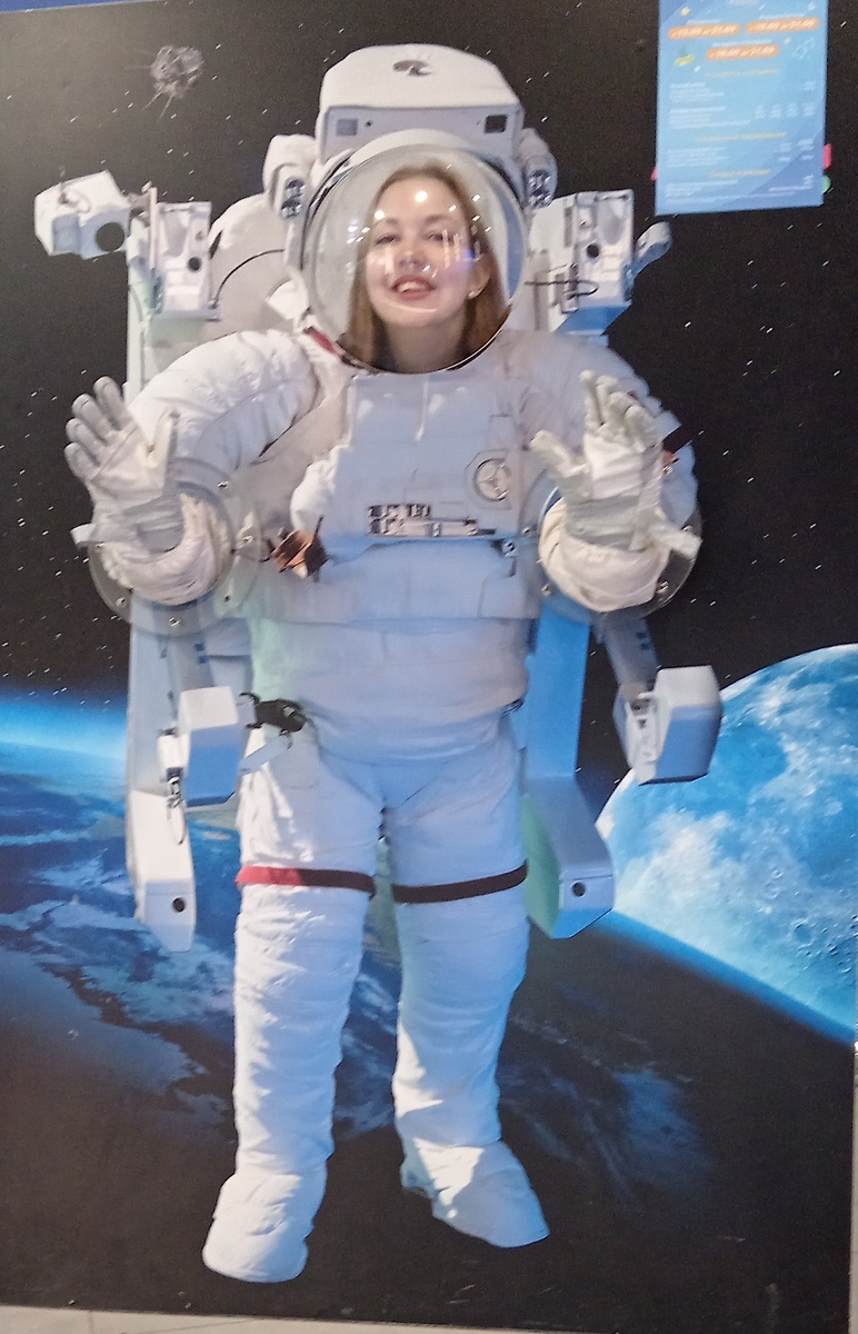 В кинотеатре все в стиле космос, потому что локация находится в парке Гагарина