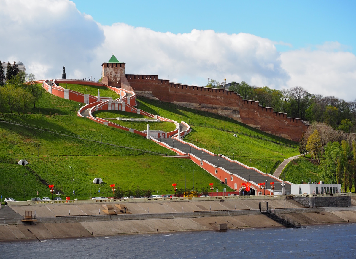 Нижневолжская набережная в Нижнем Новгороде | 33ways: путешествия и  впечатления | Дзен