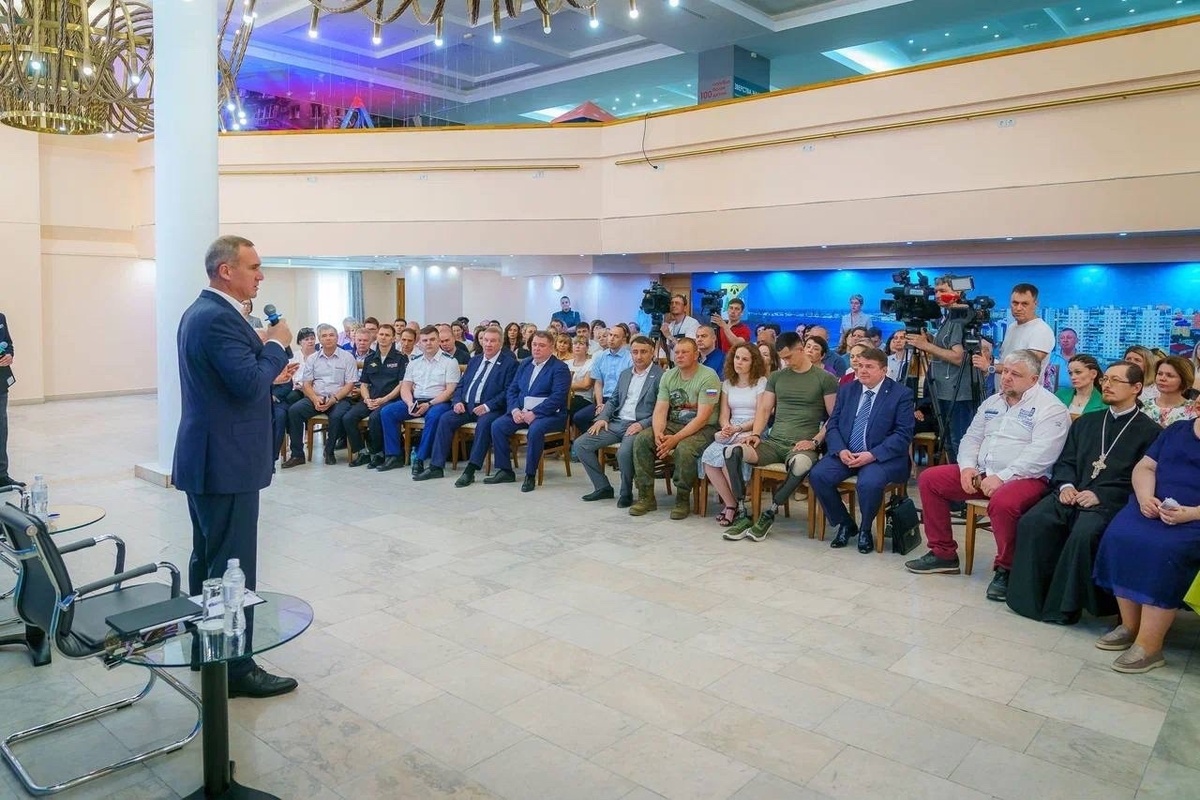    Руслан Кухарук поблагодарил Нижневартовск за открытый диалог