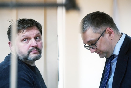    Никита Белых (слева)