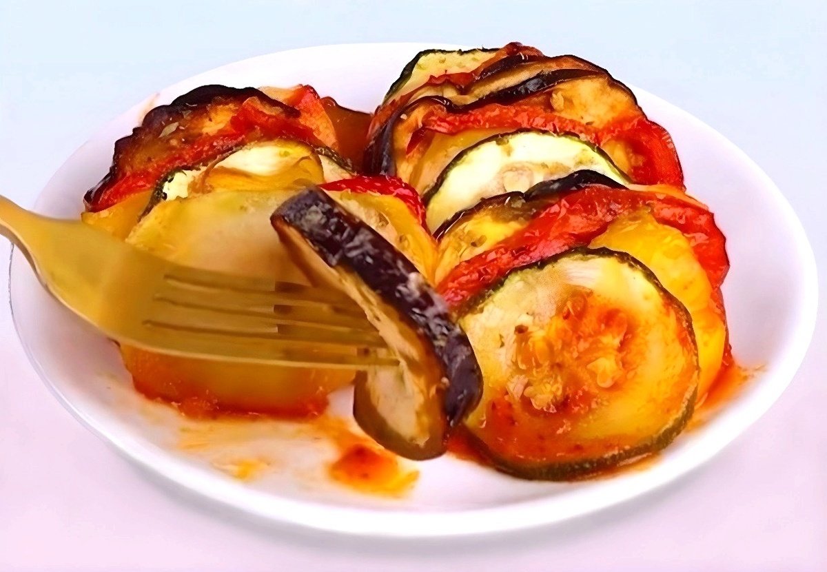 Рататуй (Ratatouille) - классика французской кухни и ароматы Прованса на  вашем столе | Старая Перечница | Дзен