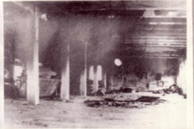 Ткацкий цех Льноджутовой фабрики, разрушенный немецко-фашистскими захватчиками. Кингисеппский историко-краеведческий музей