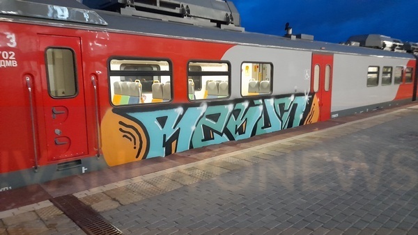    В Ивановской области вандалы изрисовали рельсовый автобус «Орлан»