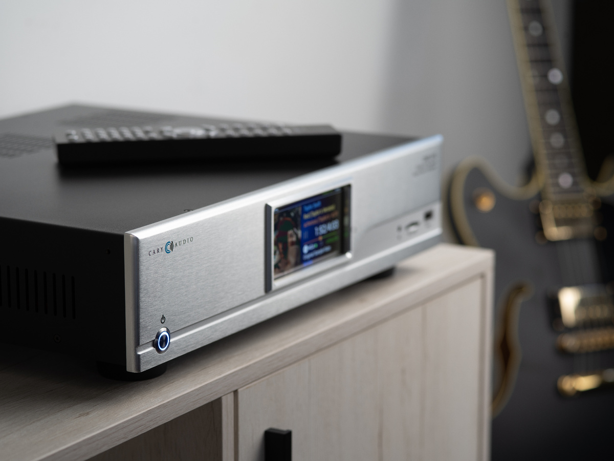американский High End стример Cary Audio DMS-650