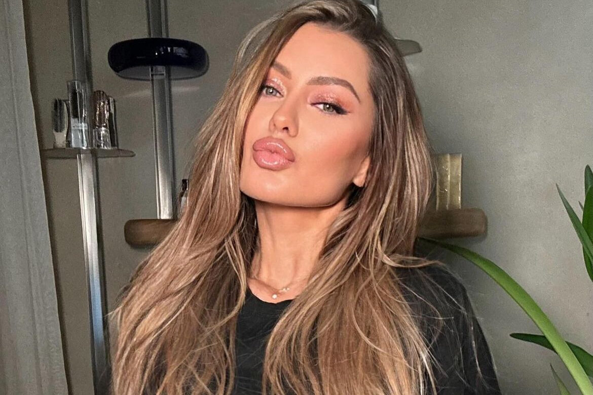     Виктория Боня озвучила дату усыновления ребенка — эксклюзив VOICE