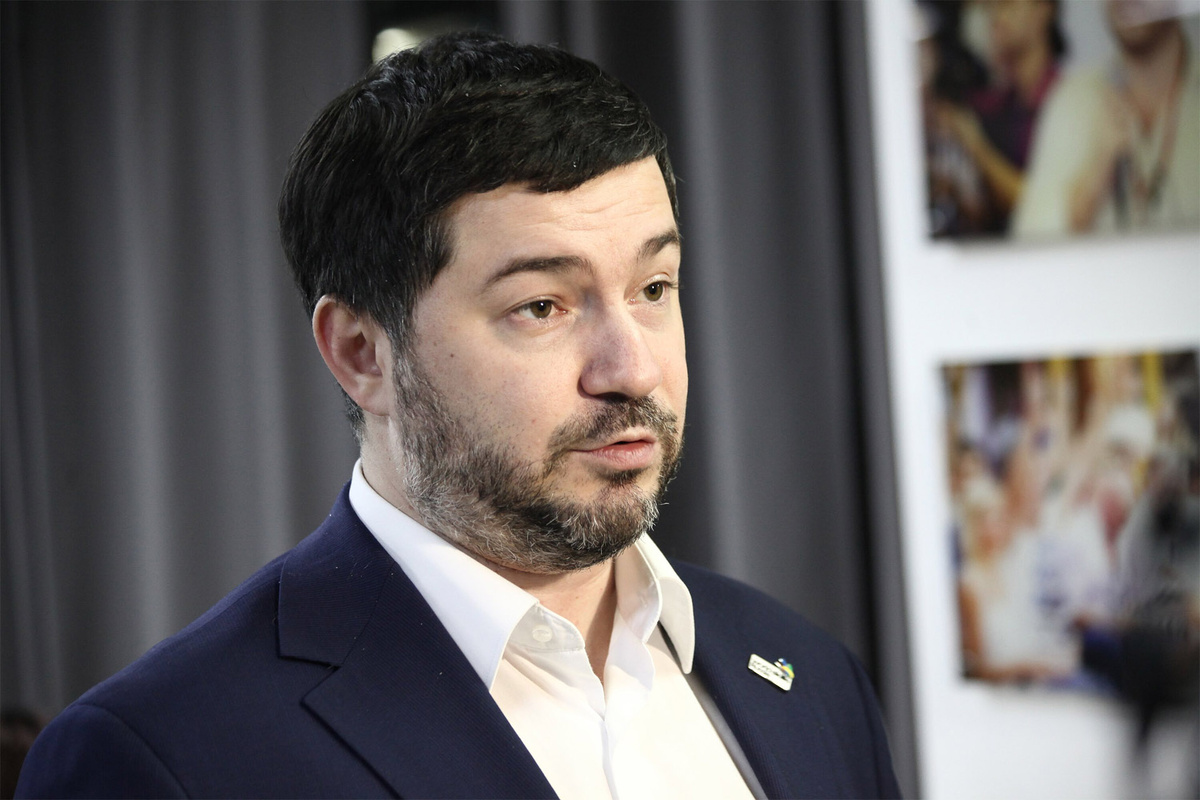    Роберт Уразов