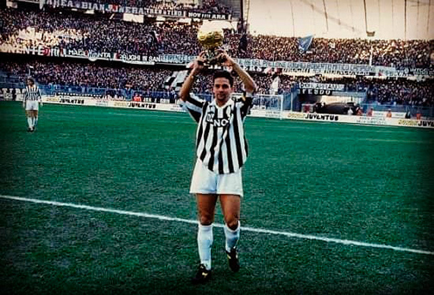    Свое имение Роберто Баджо назвал в честь одного из главных своих трофеев — Golden Ball 1993.из соцсетей Роберто Баджо