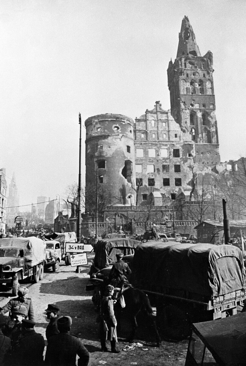 Бои за Кёнигсберг. На фото Королевский замок, архитектурная доминанта Кёнигсберга.