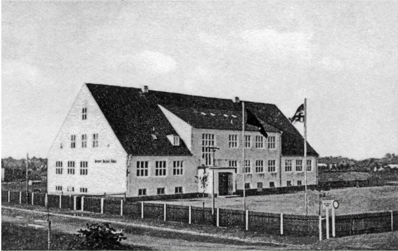 Школа Герберта Норкуса в Шприндте (ныне школа №5)