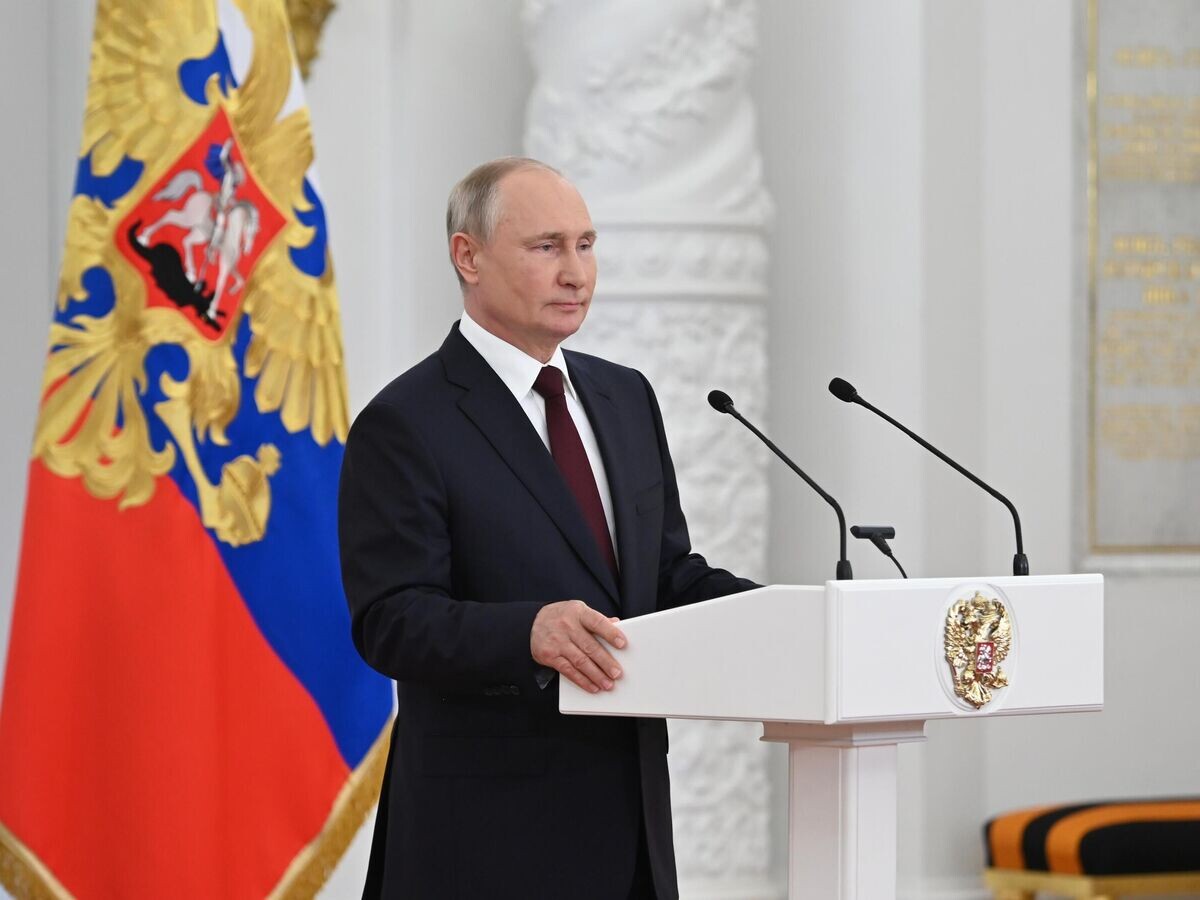    Президент России Владимир Путин во время выступления в Большом Кремлевском дворце© РИА Новости / Алексей Никольский