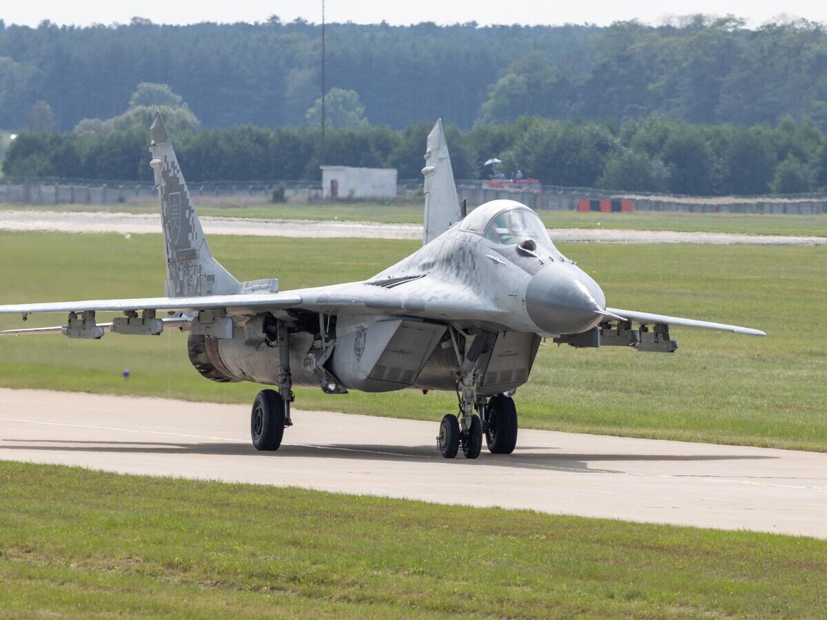    Истребитель МиГ-29 ВВС СловакииCC BY-SA 2.0 / slezo / MiG-29