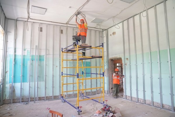     В Юрьевце к 800-летию города капитально ремонтируют школу и детский сад