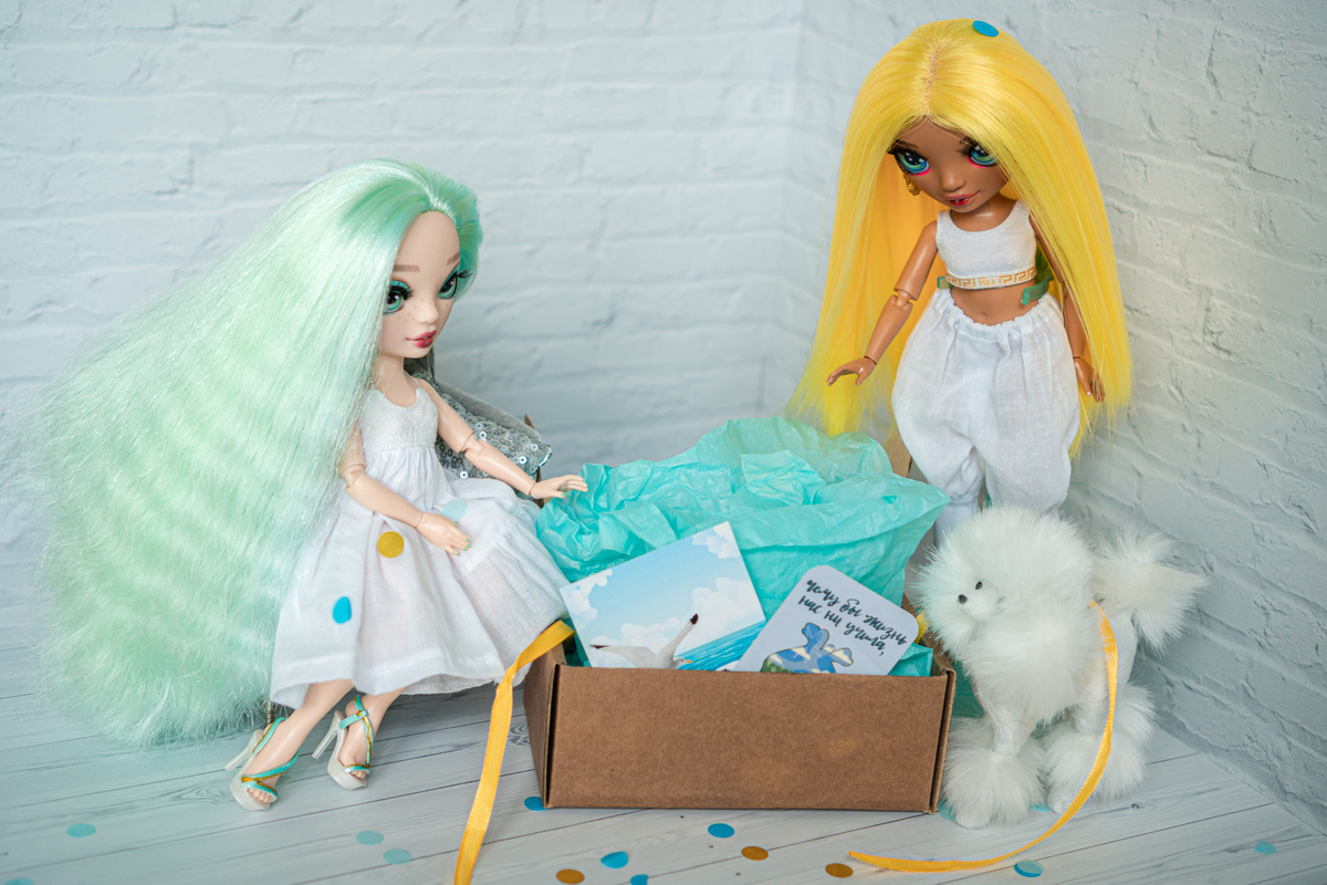 - А что там внутри?