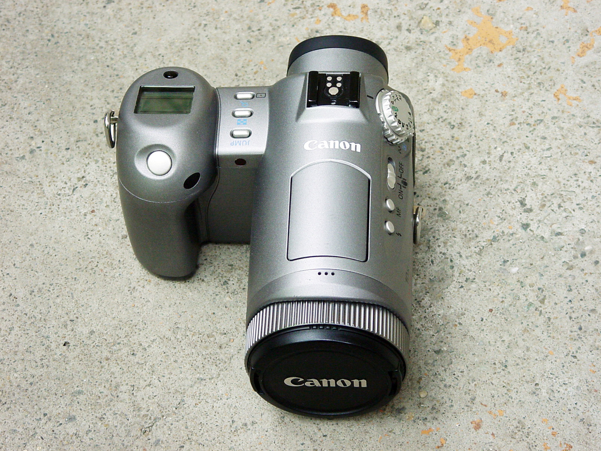 Canon PowerShot Pro90 IS