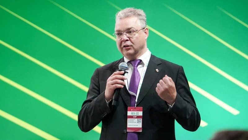    Губернатор Владимир Владимиров Фото: управление пресс-службы и информполитики правительства и губернатора СК