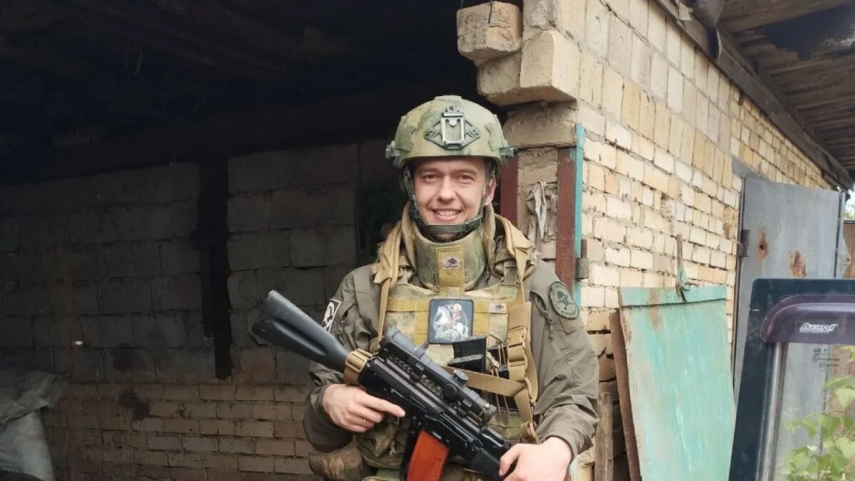    Евгений Рассказов (позывной «Топаз»).