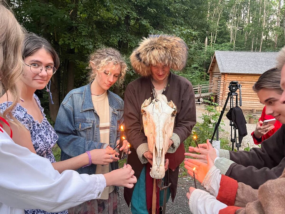 Листайте вправо, чтобы увидеть больше изображений