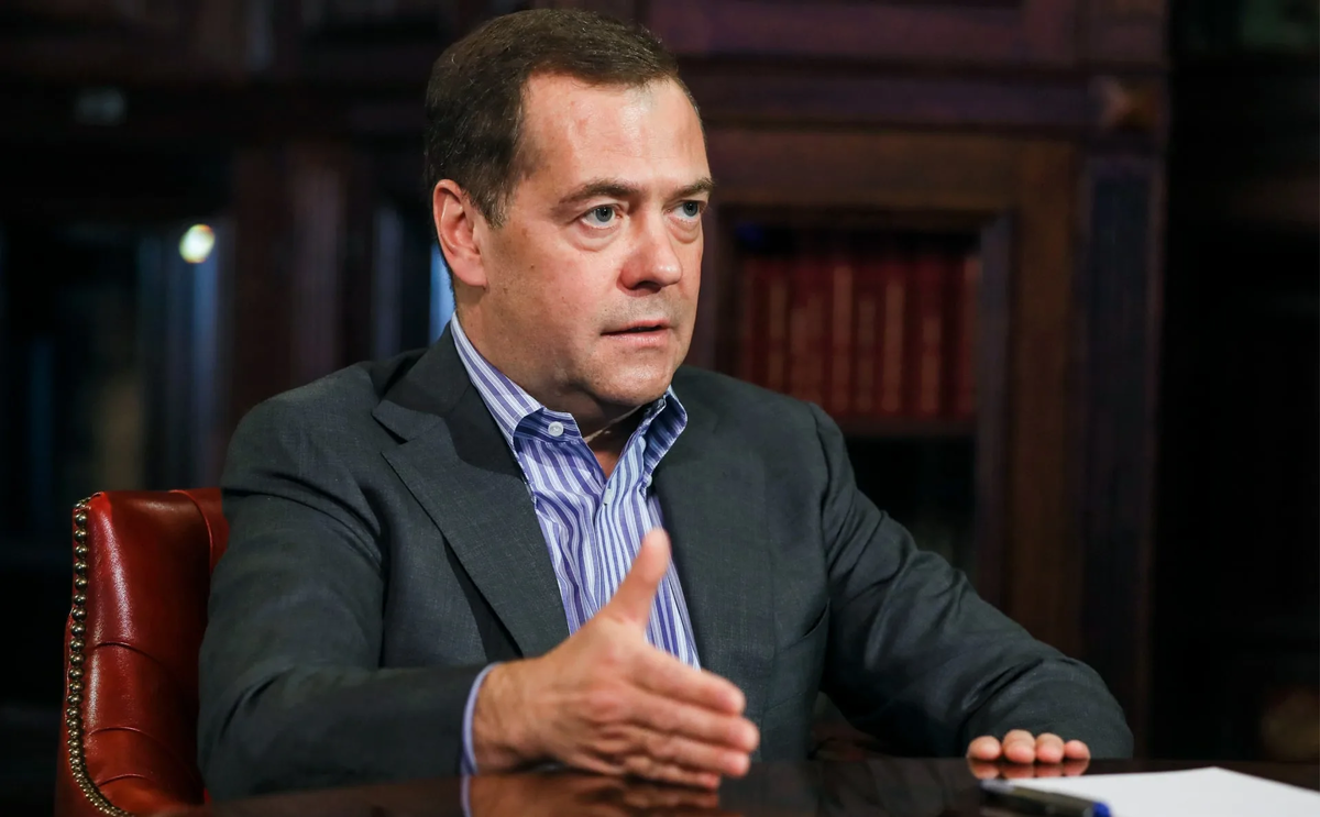 Дмитрий Медведев