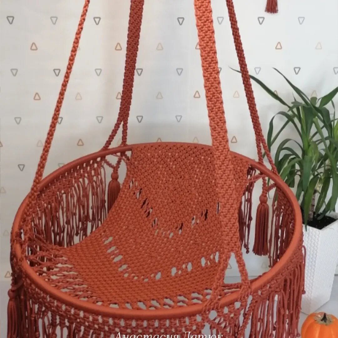 Подвесные качели-гамак в стиле бохо