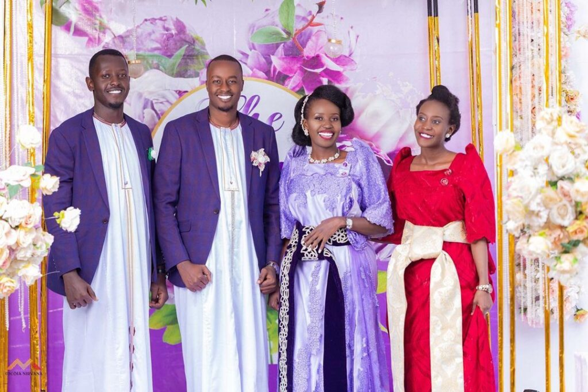 Фото: https://weddingsug.com/cultural-wear-in-uganda/