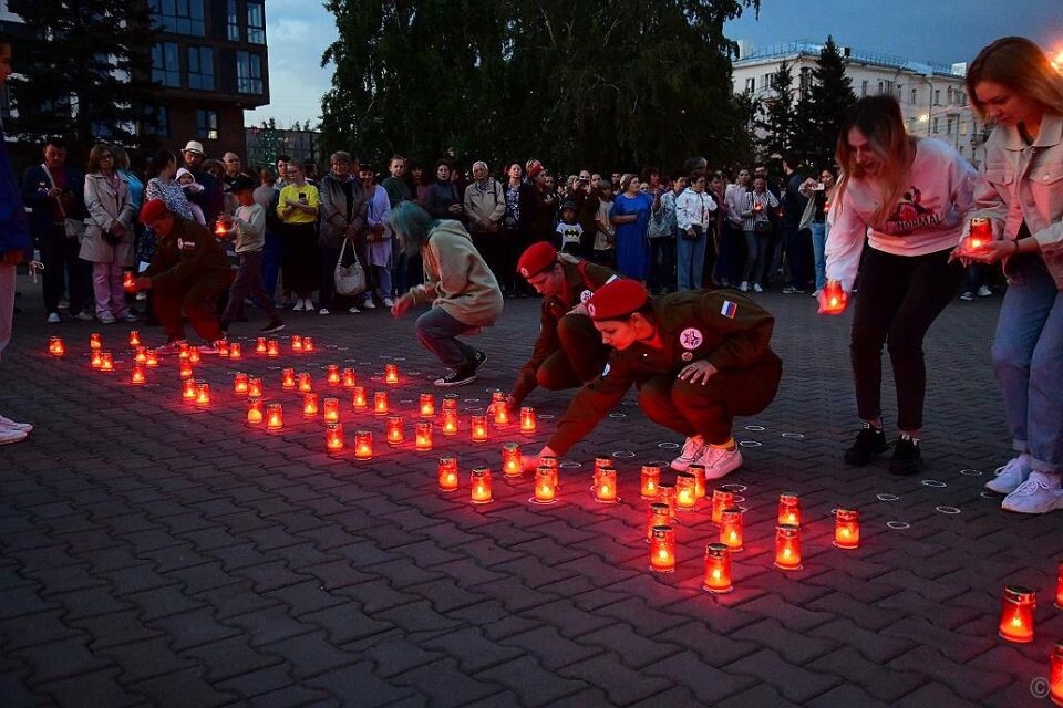    День памяти и скорби в Барнауле. Источник: "Вечерний Барнаул"