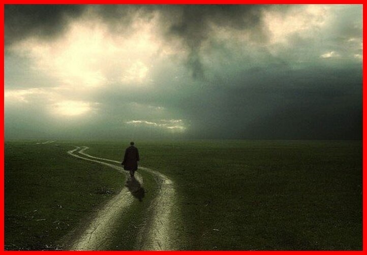 Не все вернулись в мае 45 года с войны, но и после люди возвращались, многие через годы.