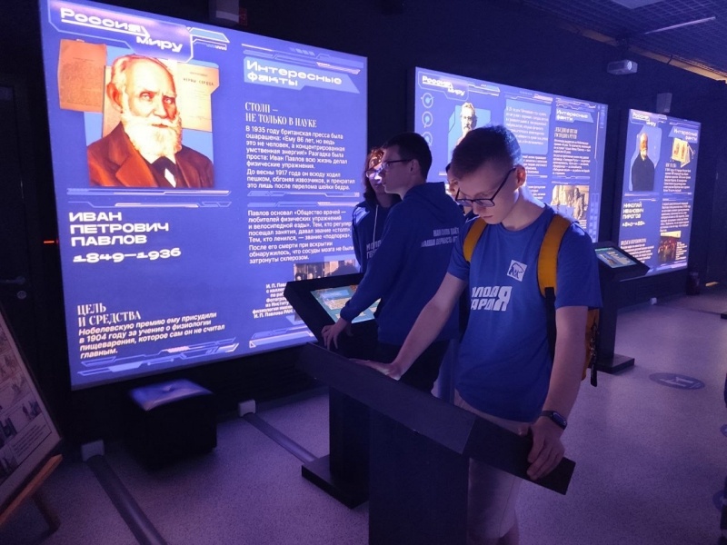 Листайте вправо, чтобы увидеть больше изображений