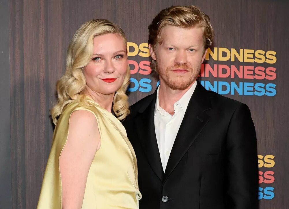    Джесси Племонс раскрыл причину своего экстремального похудения