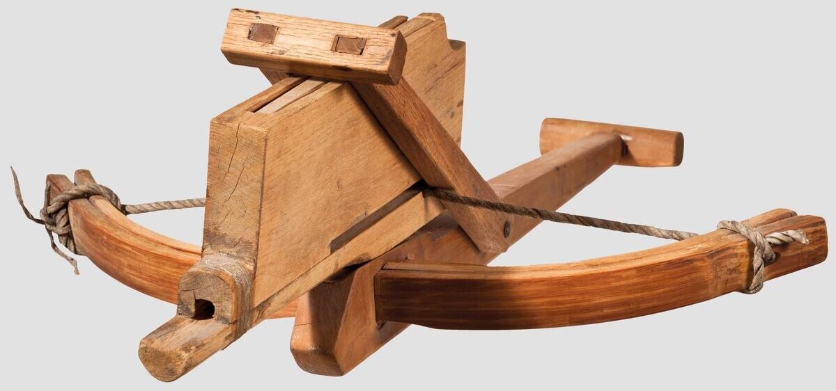 Древний китайский многозарядный арбалет «Чо-Ко-Ну»: чудо инженерной мысли или просто игрушка?