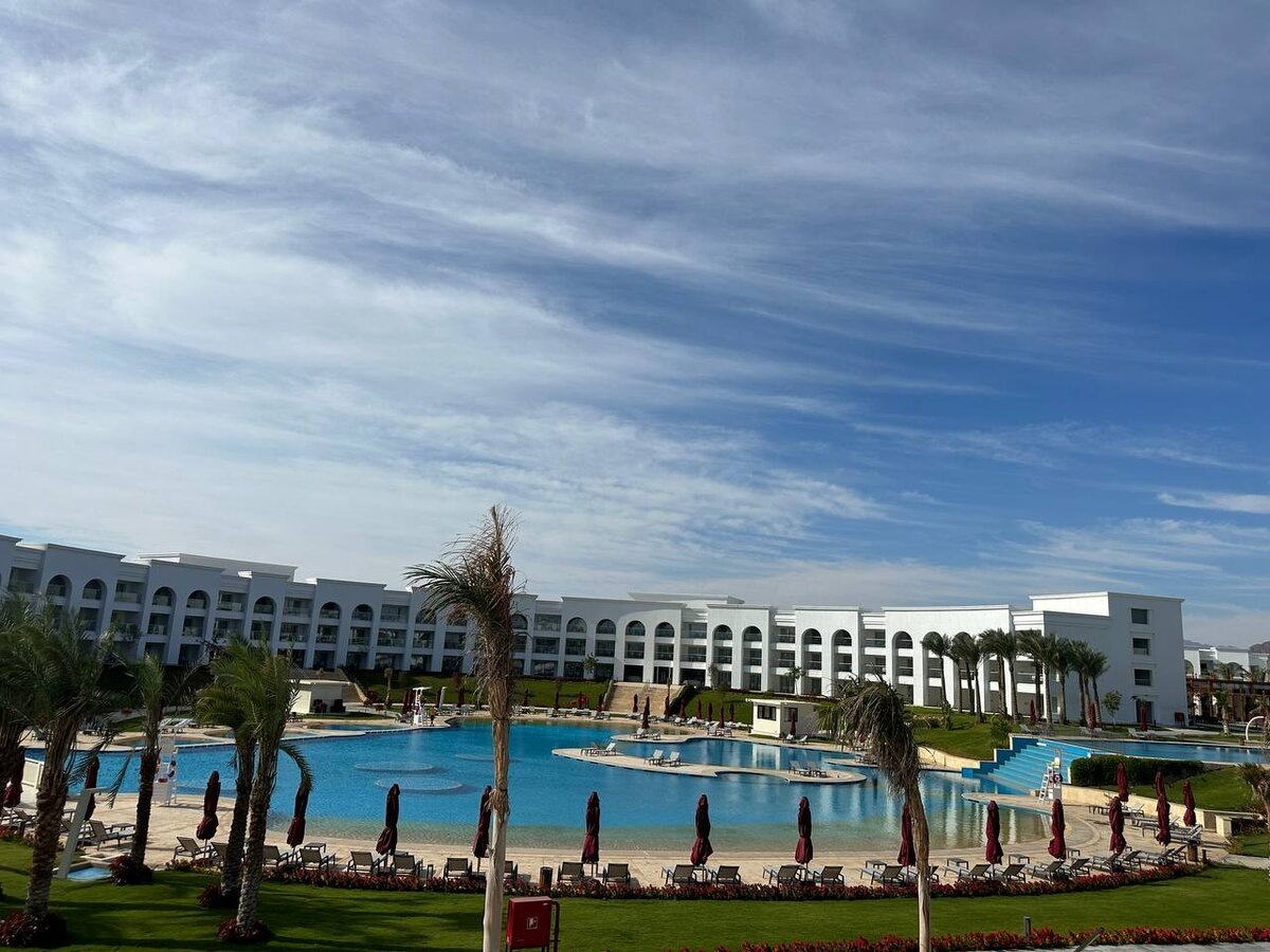 Поговорим сегодня об еще одной новинке в Египте Rixos Radamis 5*, а конкретно об отеле Rixos Radamis Tirana Hotel 5*, который покорит Ваше сердце. Оооочень нашумевшая новинка сезона!-3