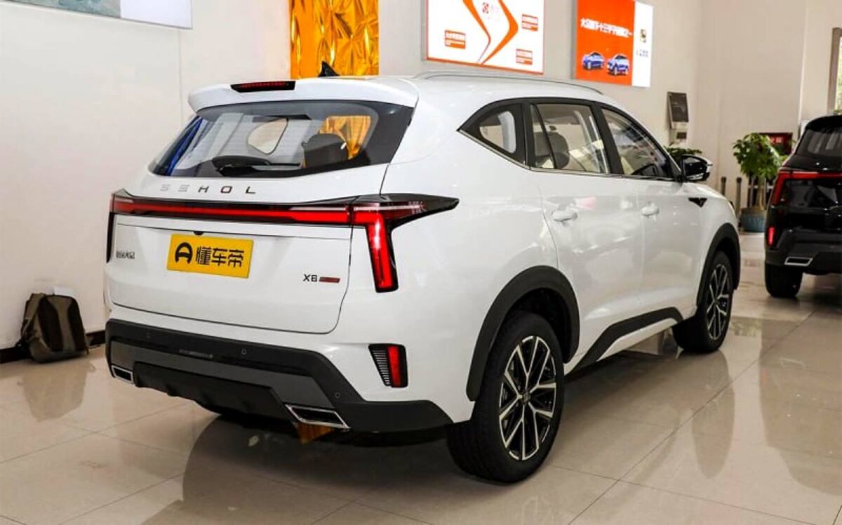 Задняя часть Sehol X8. Источник фото - autonews.ru