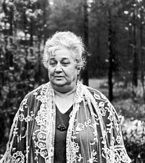 Анна Ахматова и ее три брака. Дню рождения поэтессы посвящается