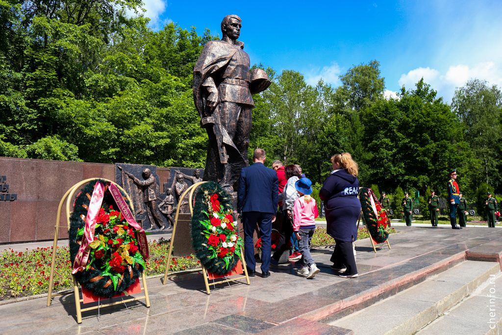    Митинг-реквием, посвященный Дню памяти и скорби, состоялся на воинском мемориале первого кладбища.