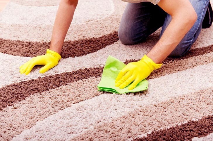 Профессиональные пятновыводители может использовать любая хозяйка