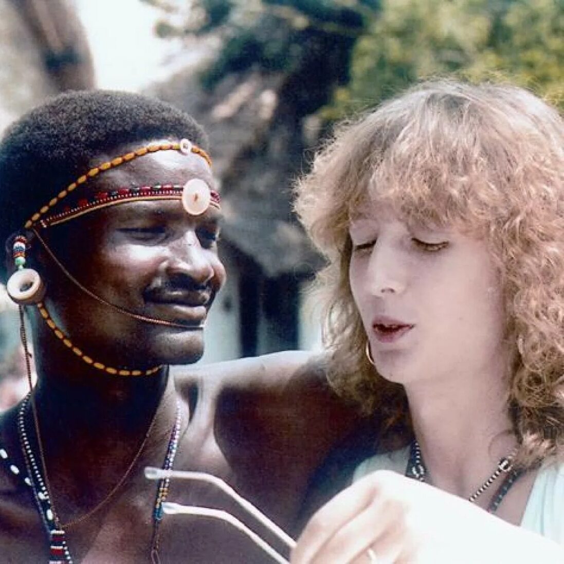 Фото из сети. Бедная немка и ее "бог"