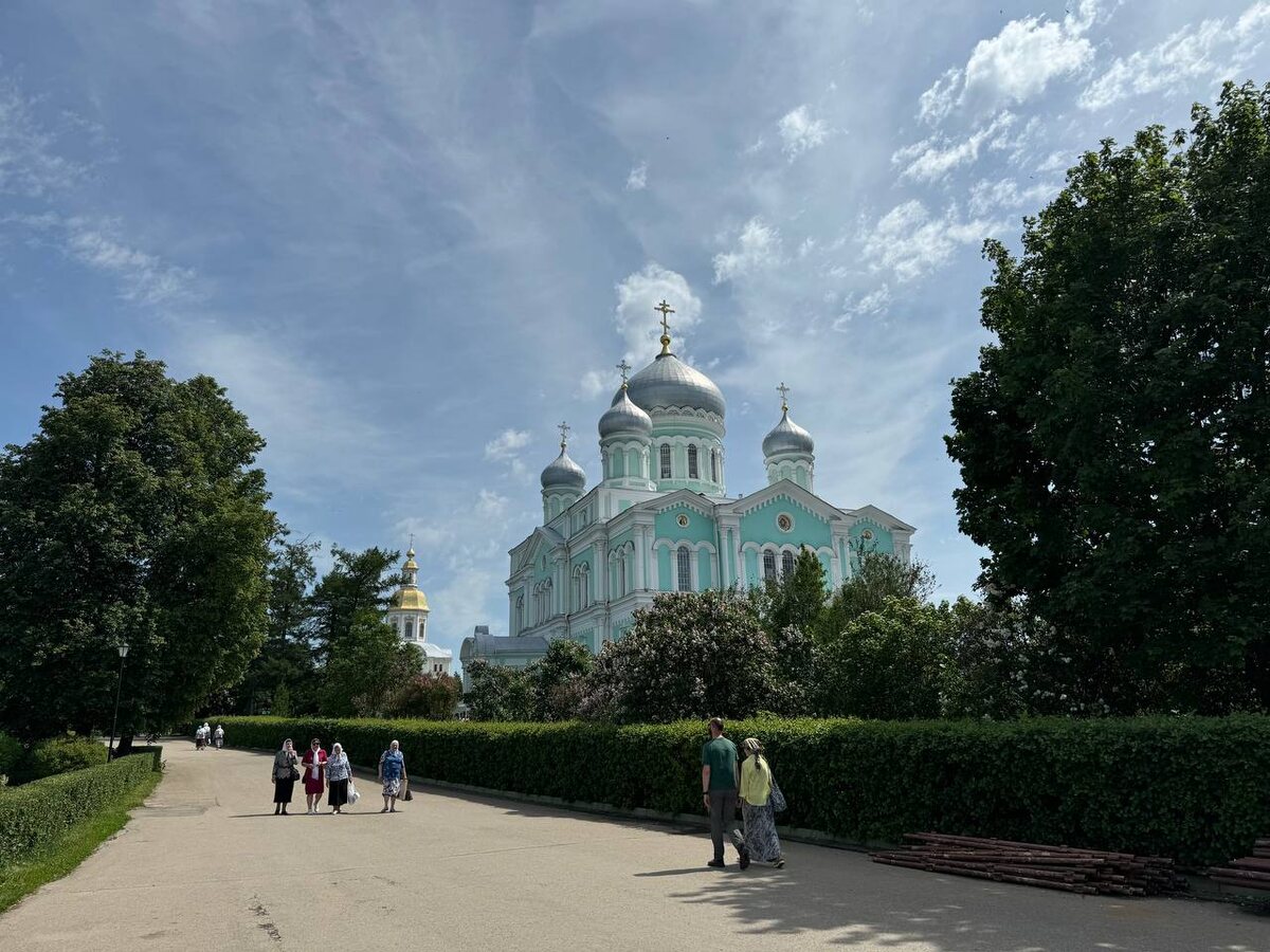 Свято-Троицкий Серафимо-Дивеевский женский монастырь