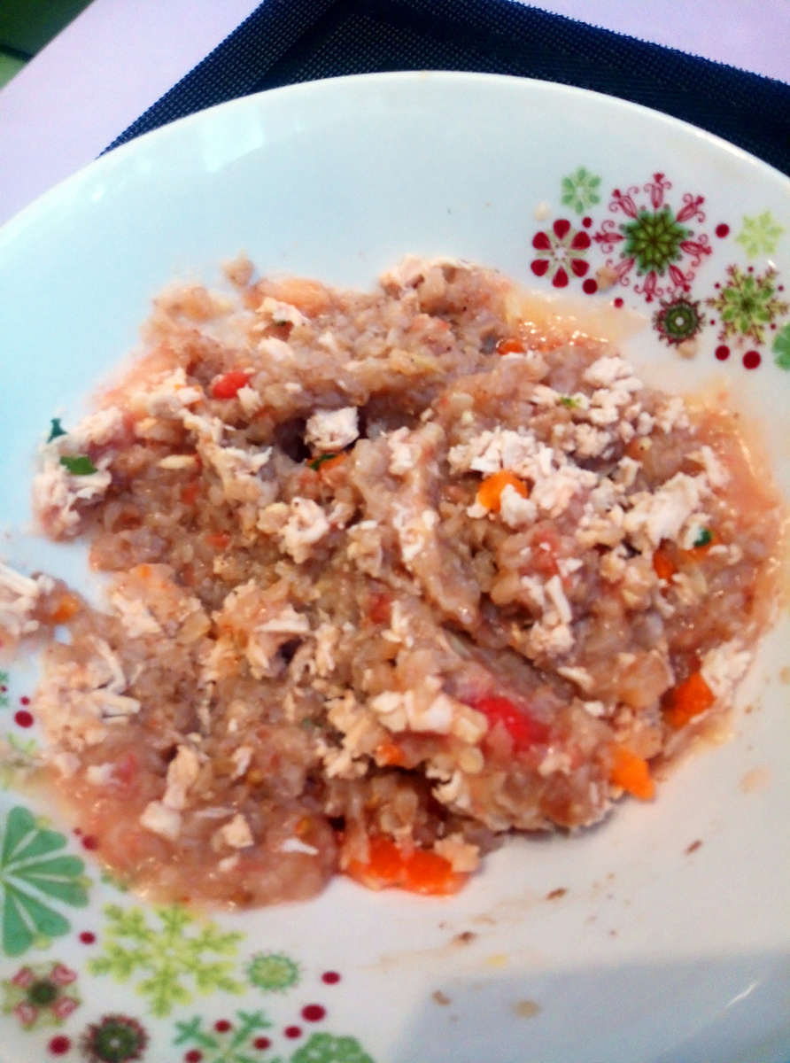 Фото мое. Гречка, индейка, помидор, кабачок