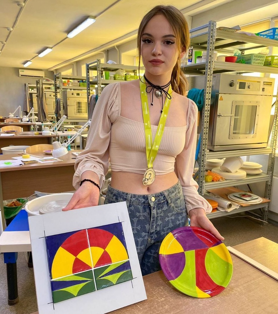    Оренбурженка Василиса Грекова забрала серебро «Профессионалов» Кристина Просвиркина