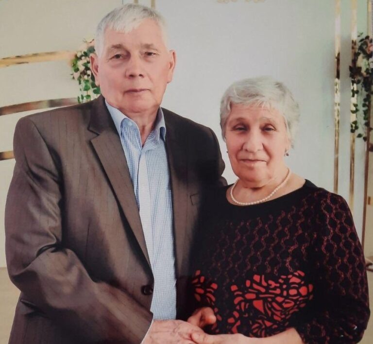    Школьная дружба переросла в любовь. Супруги Базаровы вместе уже более полувека Кристина Просвиркина