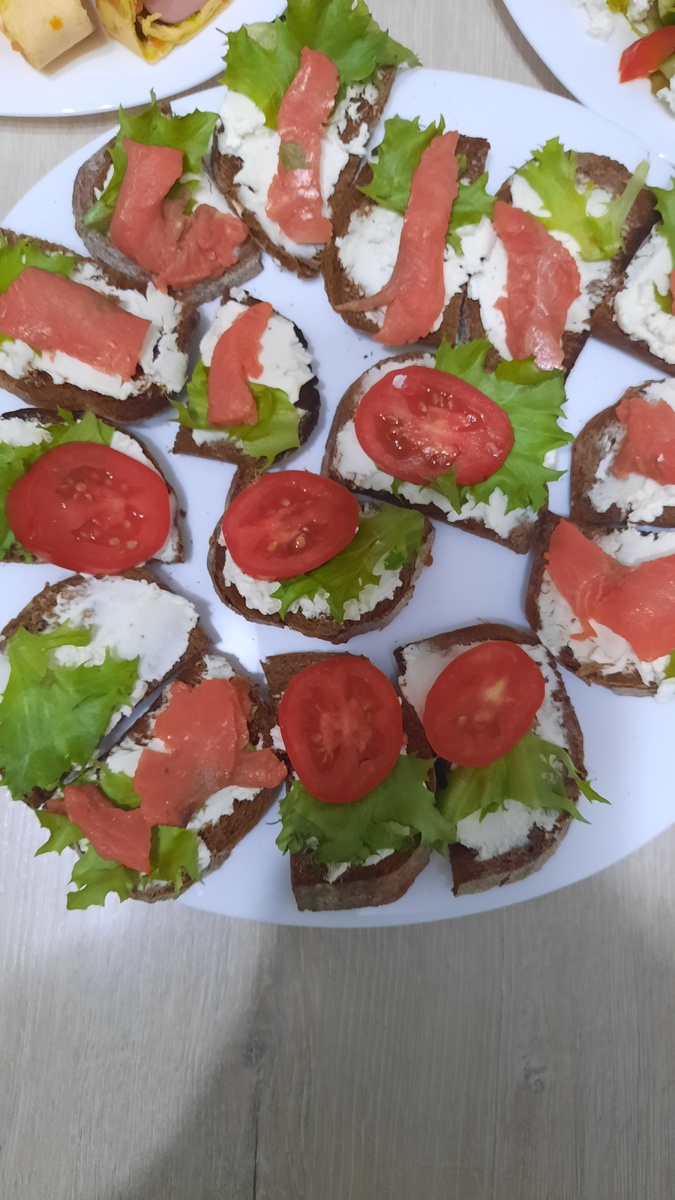 Можно даже на праздничный стол.