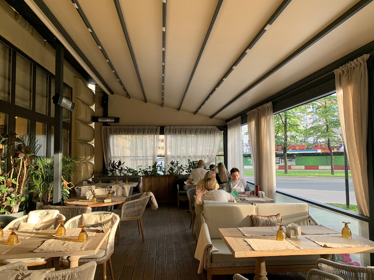 Веранда ресторана "Дэди"