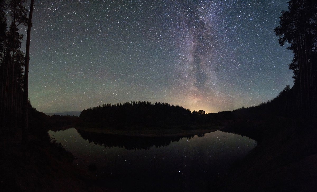 https://yandex.ru/images/search?img_url=https%3A%2F%2Fstorage.yandexcloud.net%2Fstorage.yasno.media%2Fnat-geo%2Fimages%2F2019%2F5%2F15%2F4c22bdf5e8d0456b9a9139df828cb910.max-1200x800.jpg&lr=20010&pos=1&rpt=simage&text=%D0%9C%D0%BB%D0%B5%D1%87%D0%BD%D1%8B%D0%B9%20%D0%BF%D1%83%D1%82%D1%8C%20%D1%84%D0%BE%D1%82%D0%BE%20%D1%81%20%D0%B7%D0%B5%D0%BC%D0%BB%D0%B8%20%D0%BD%D0%B0%D0%B4%20%D1%80%D0%B5%D0%BA%D0%BE%D0%B9
