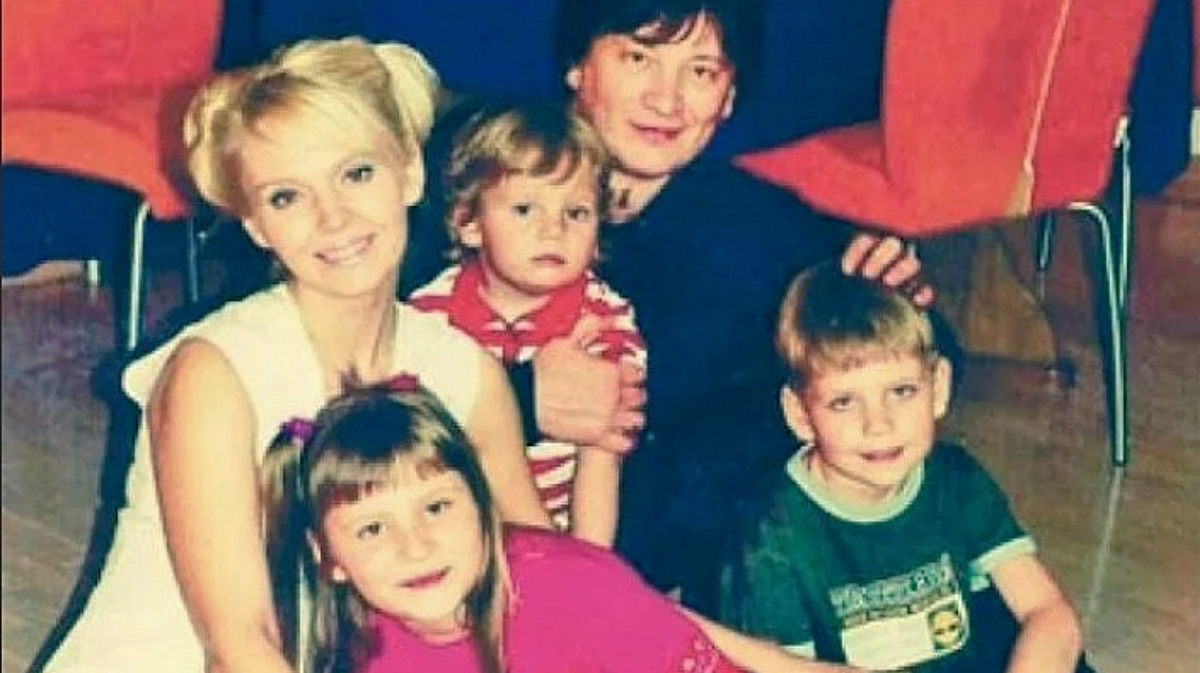 Певица Валерия с детьми и вторым мужем Александром Шульгиным