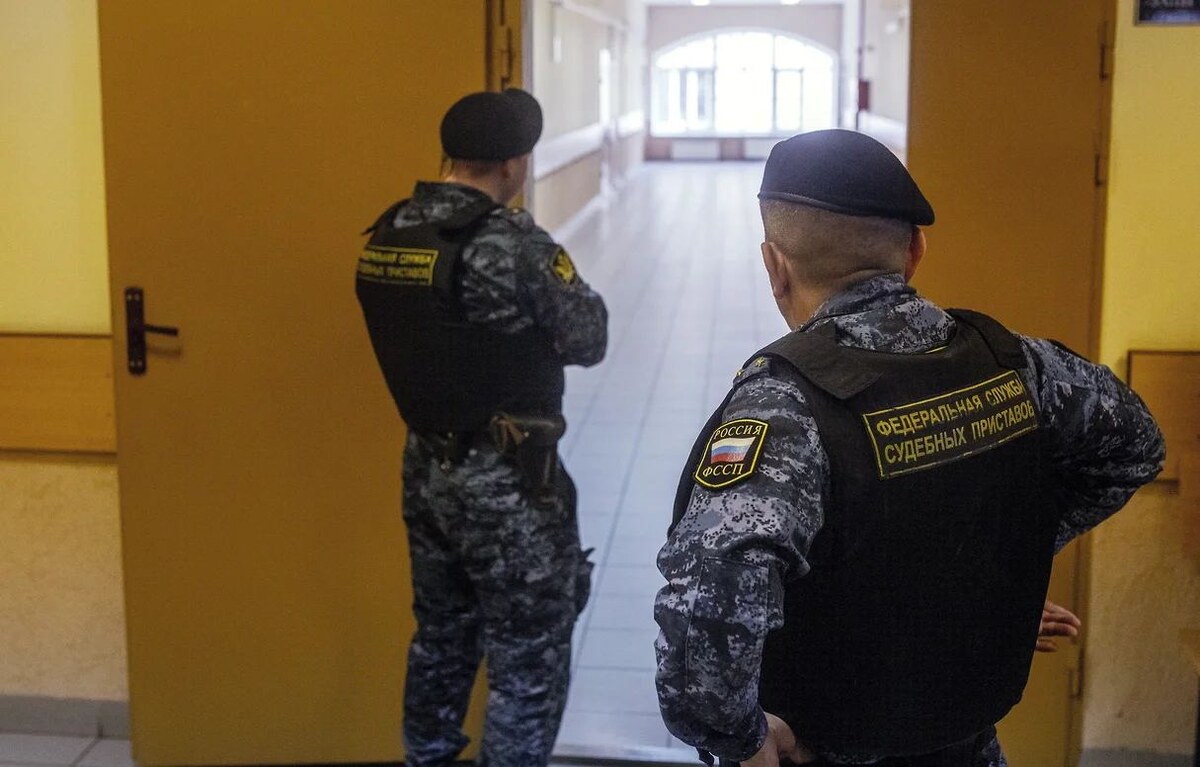 К задаче по привлечению фигурантов уголовных дел для отправки на фронт были задействованы сотрудники МВД, ФСБ, МЧС, таможенной службы и судебных приставов